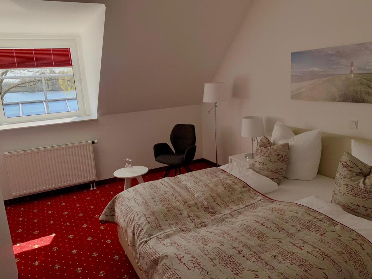 Hotel Seegarten Gmbh Бармштедт Экстерьер фото