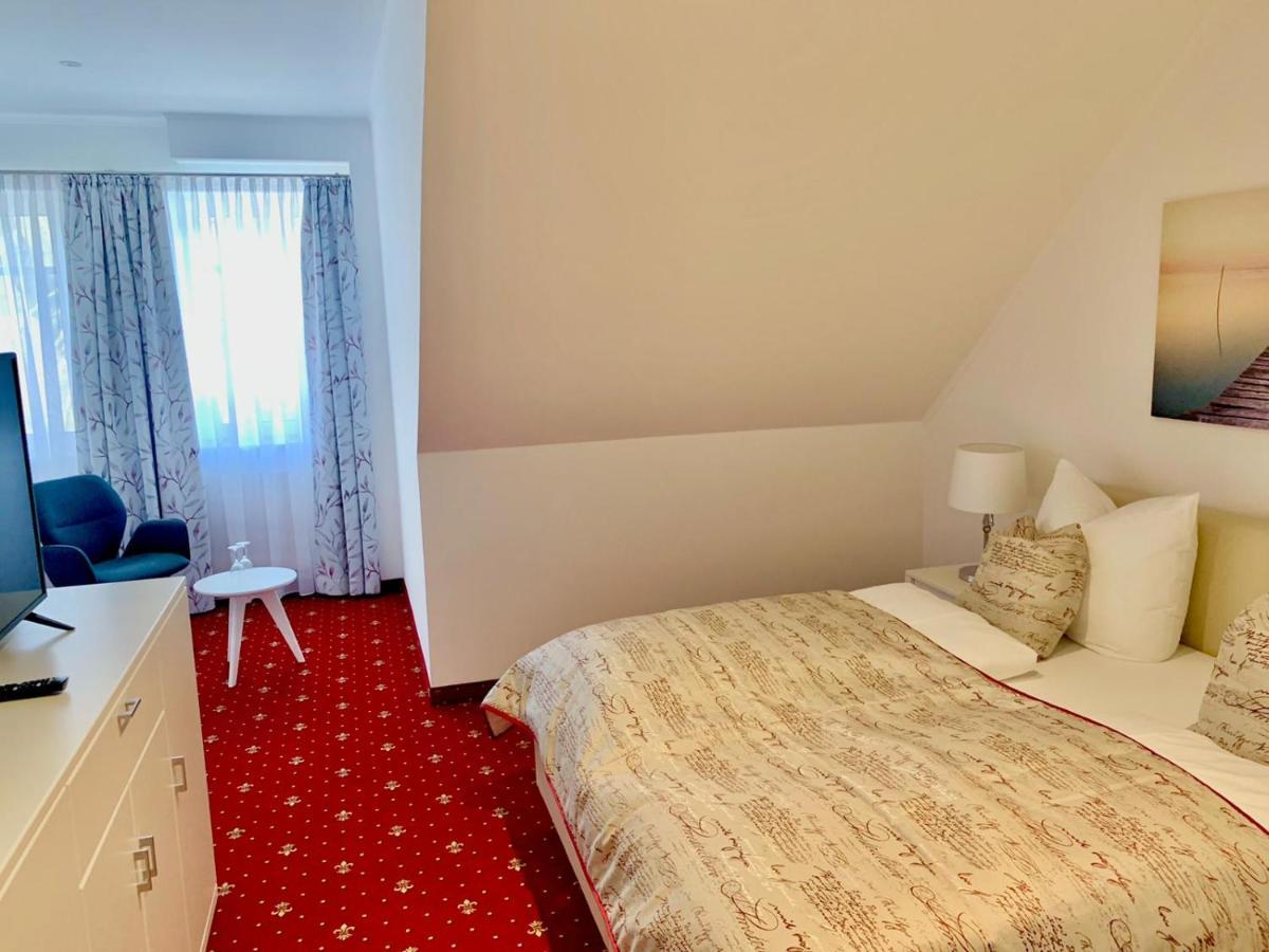 Hotel Seegarten Gmbh Бармштедт Экстерьер фото