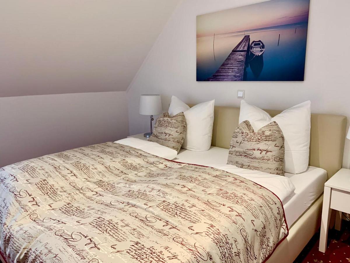 Hotel Seegarten Gmbh Бармштедт Экстерьер фото