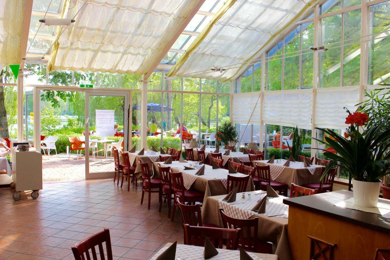 Hotel Seegarten Gmbh Бармштедт Экстерьер фото